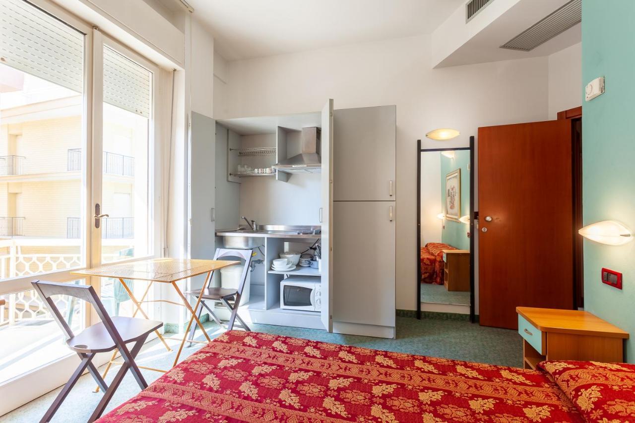 Residence & Suites Беллария-Иджеа-Марина Экстерьер фото