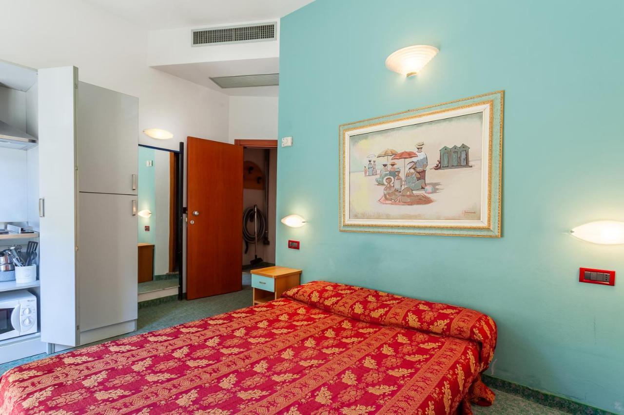 Residence & Suites Беллария-Иджеа-Марина Экстерьер фото