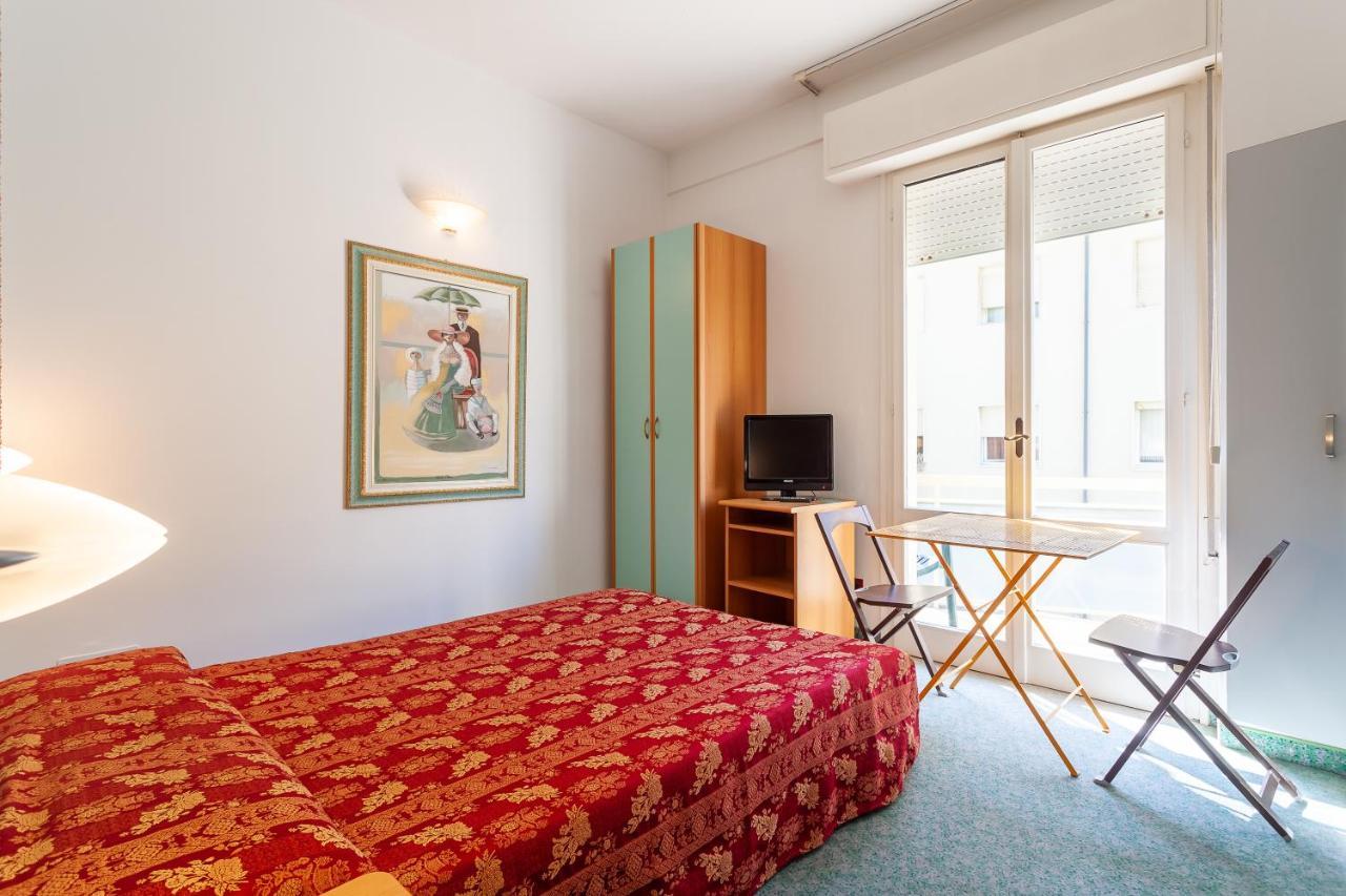 Residence & Suites Беллария-Иджеа-Марина Экстерьер фото