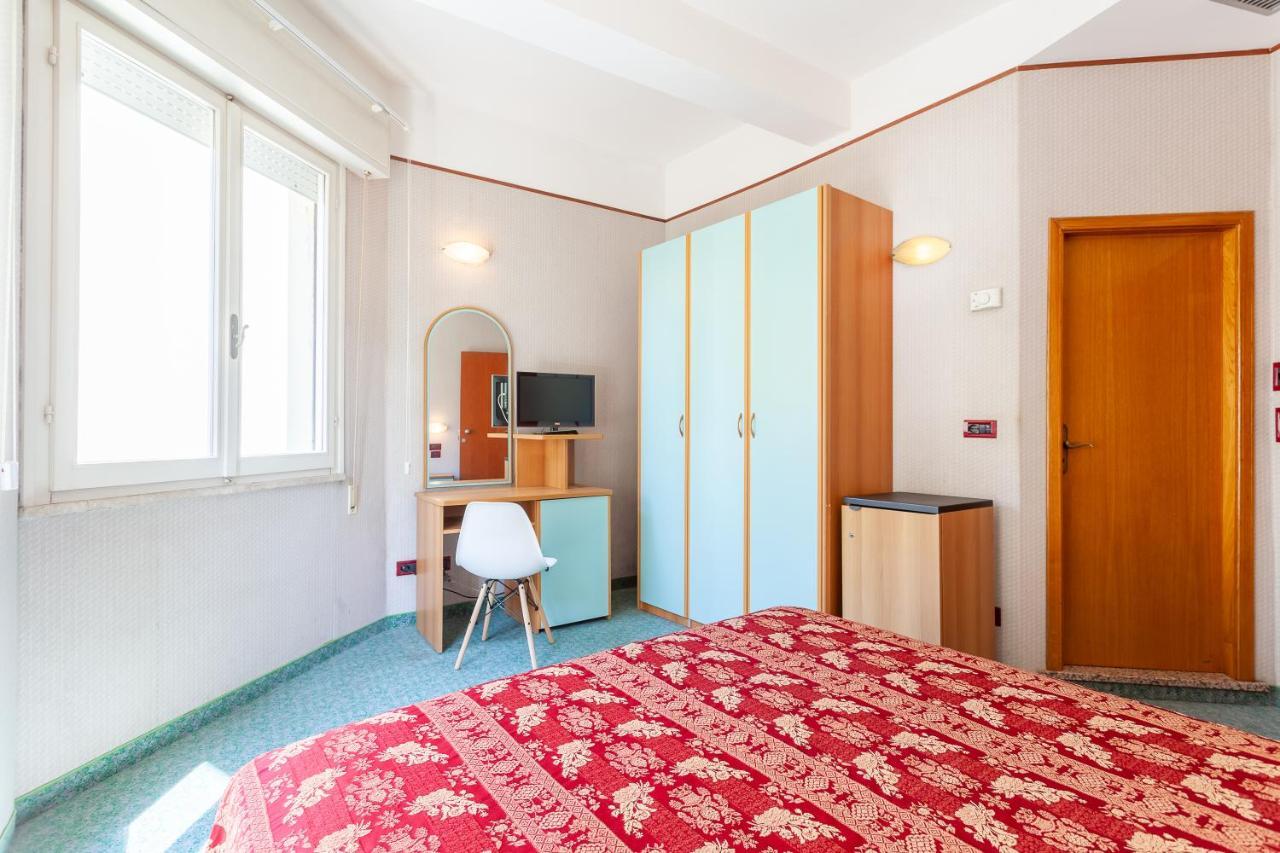Residence & Suites Беллария-Иджеа-Марина Экстерьер фото