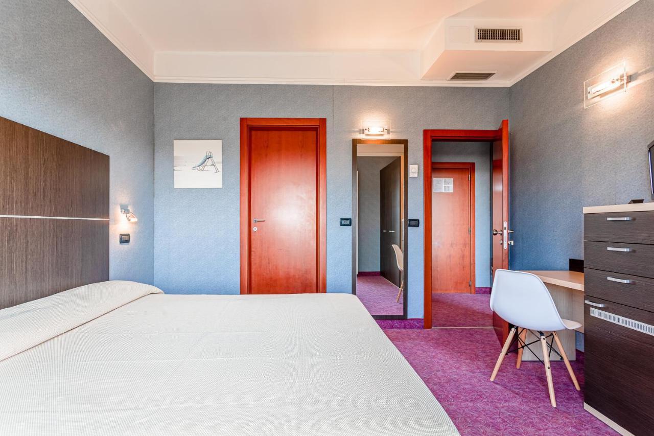Residence & Suites Беллария-Иджеа-Марина Экстерьер фото