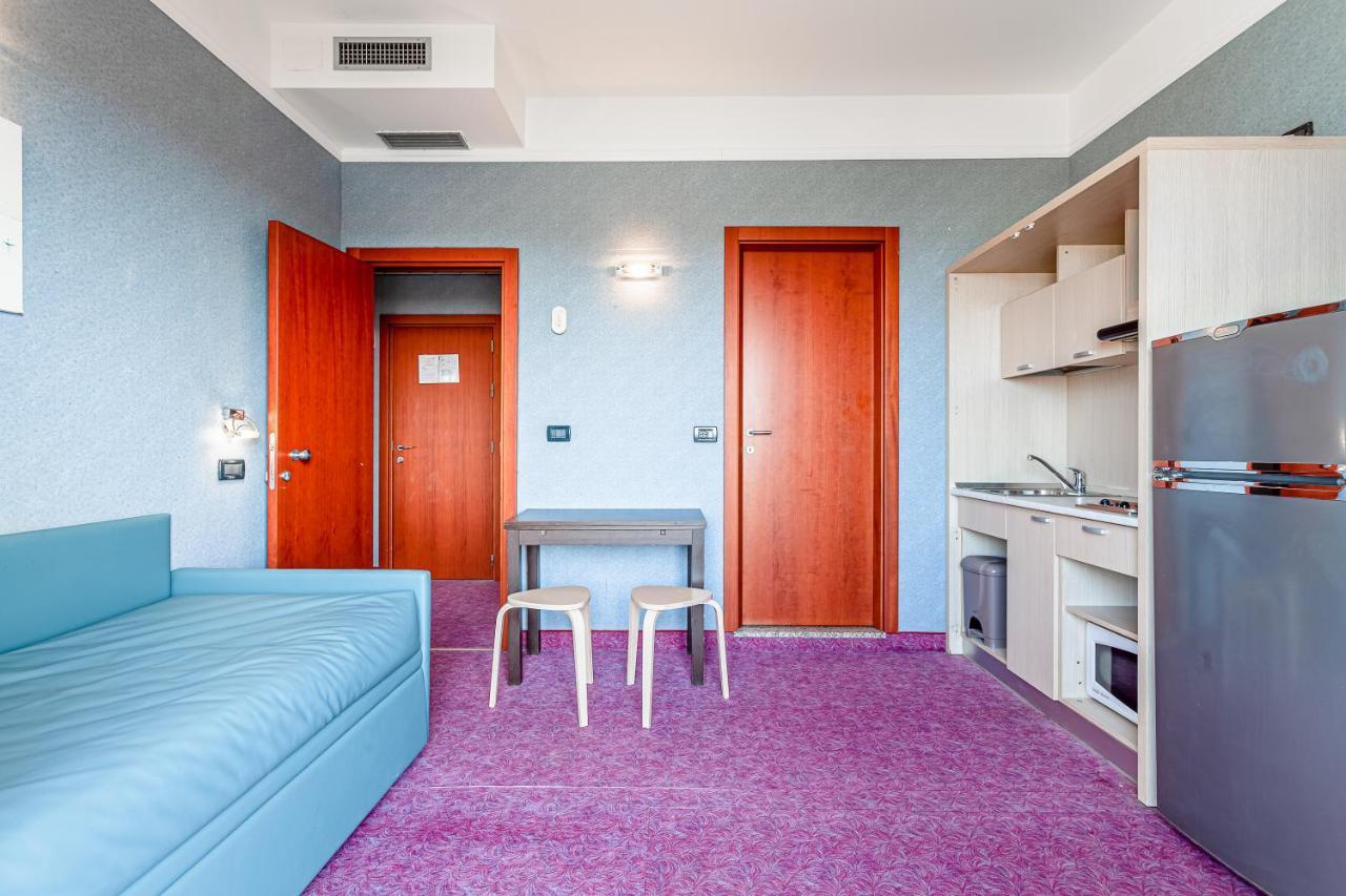 Residence & Suites Беллария-Иджеа-Марина Экстерьер фото