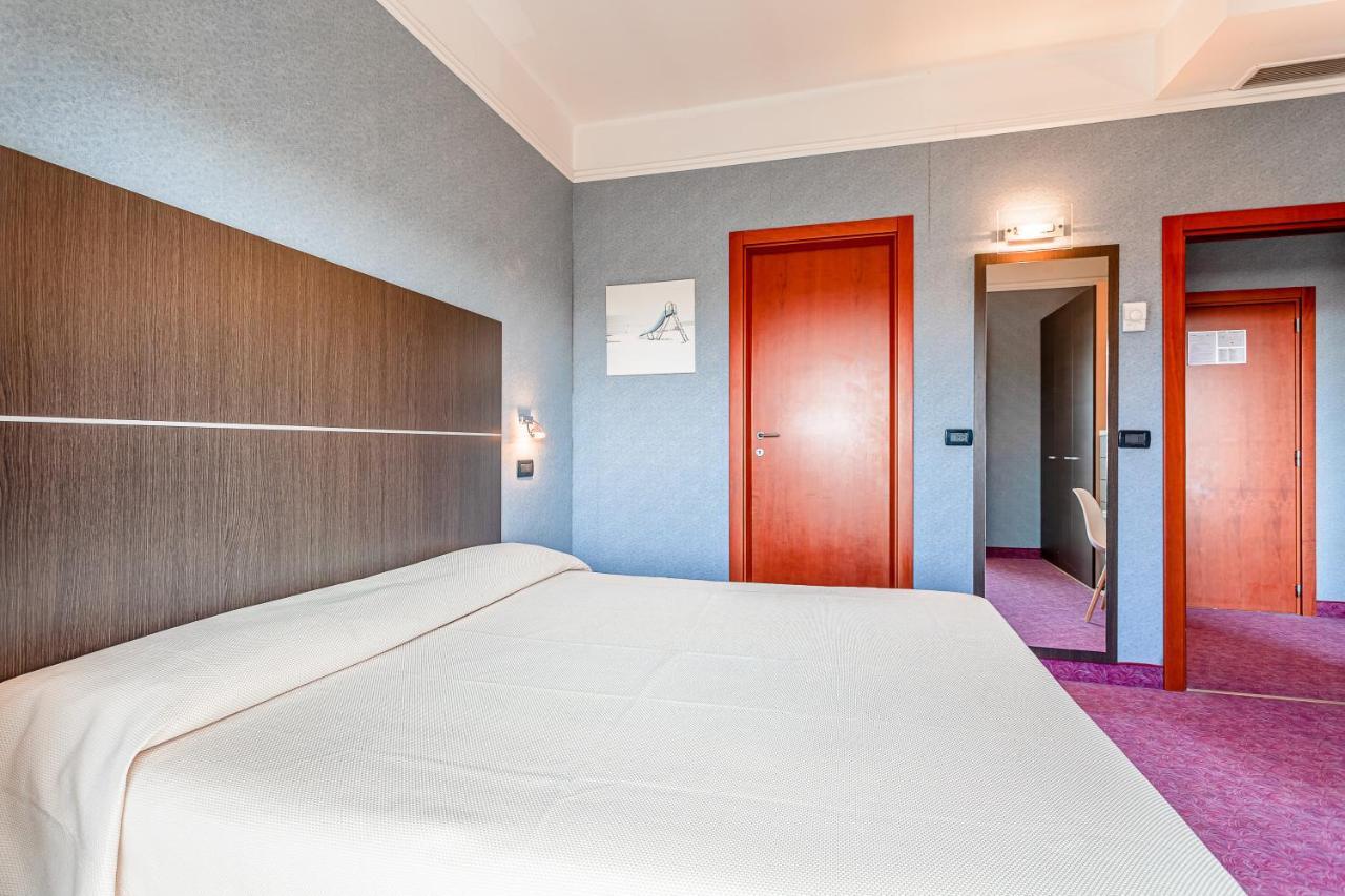 Residence & Suites Беллария-Иджеа-Марина Экстерьер фото