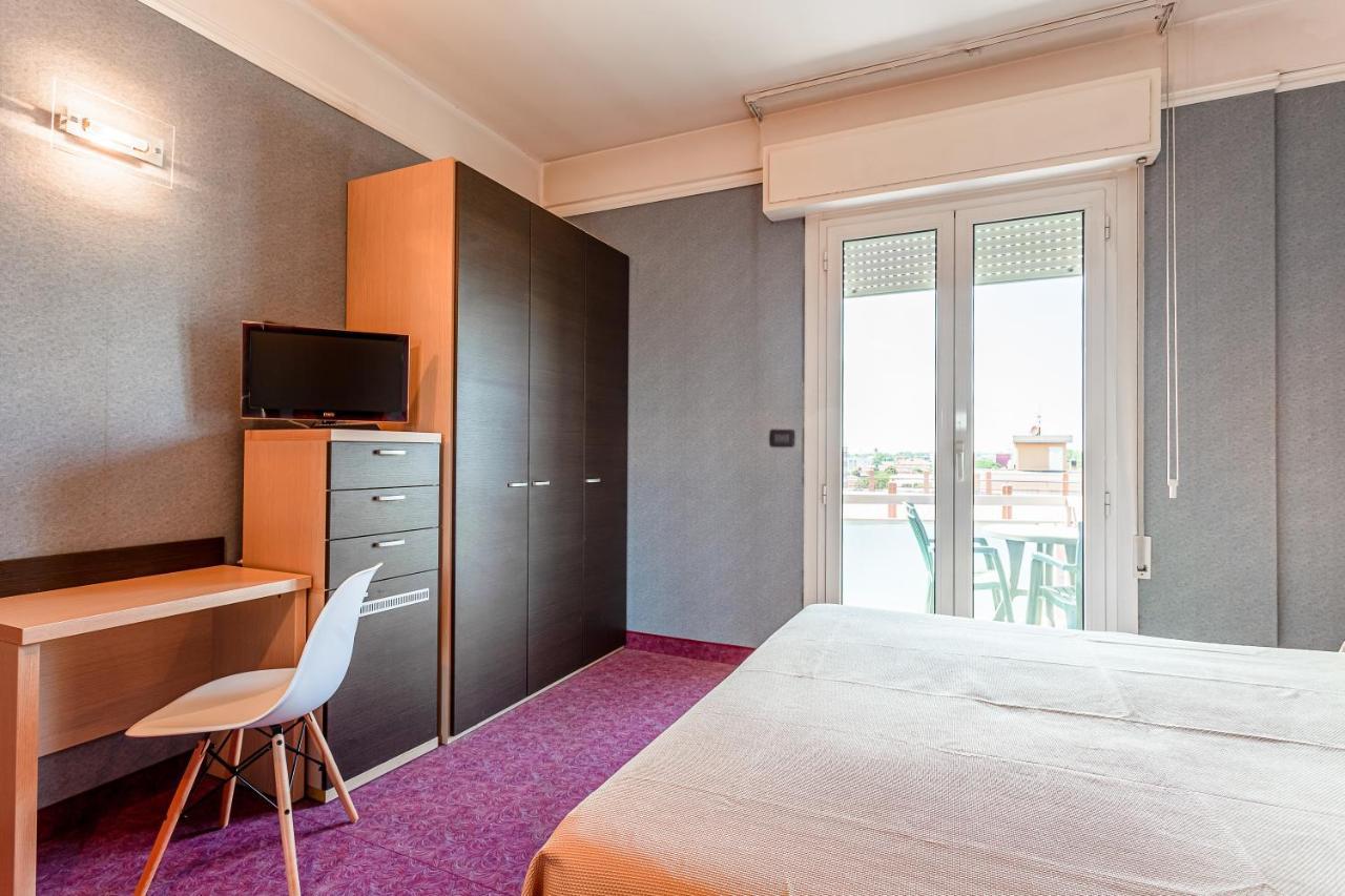 Residence & Suites Беллария-Иджеа-Марина Экстерьер фото