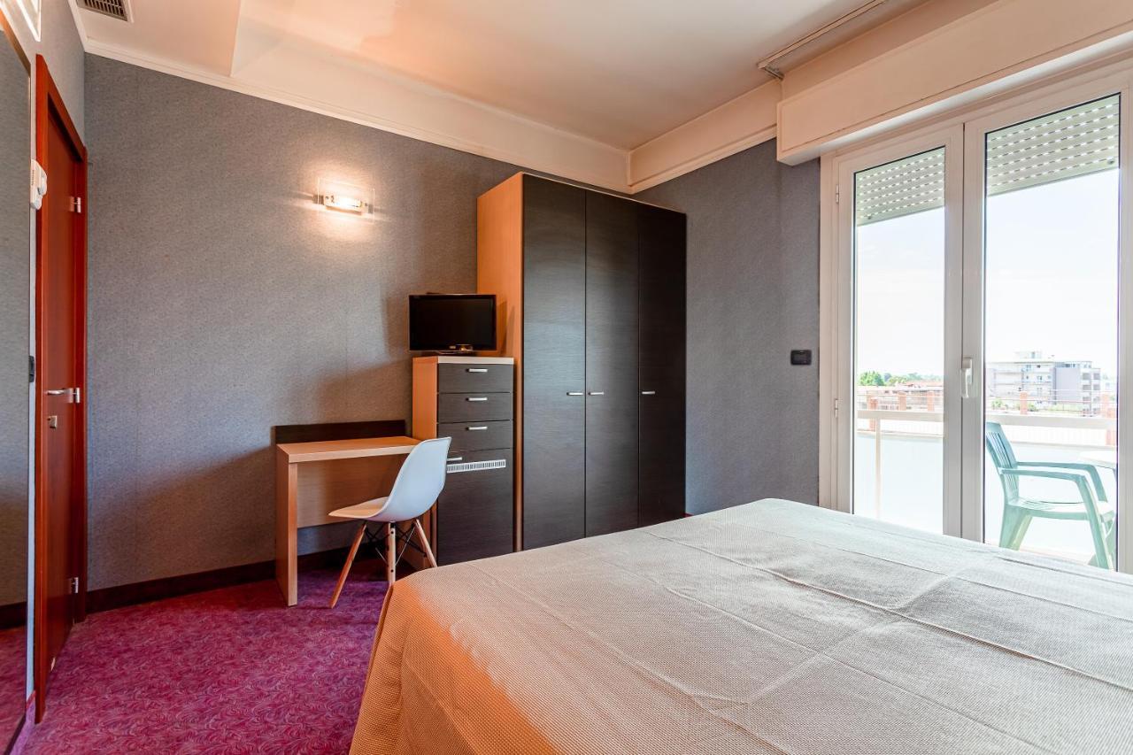 Residence & Suites Беллария-Иджеа-Марина Экстерьер фото
