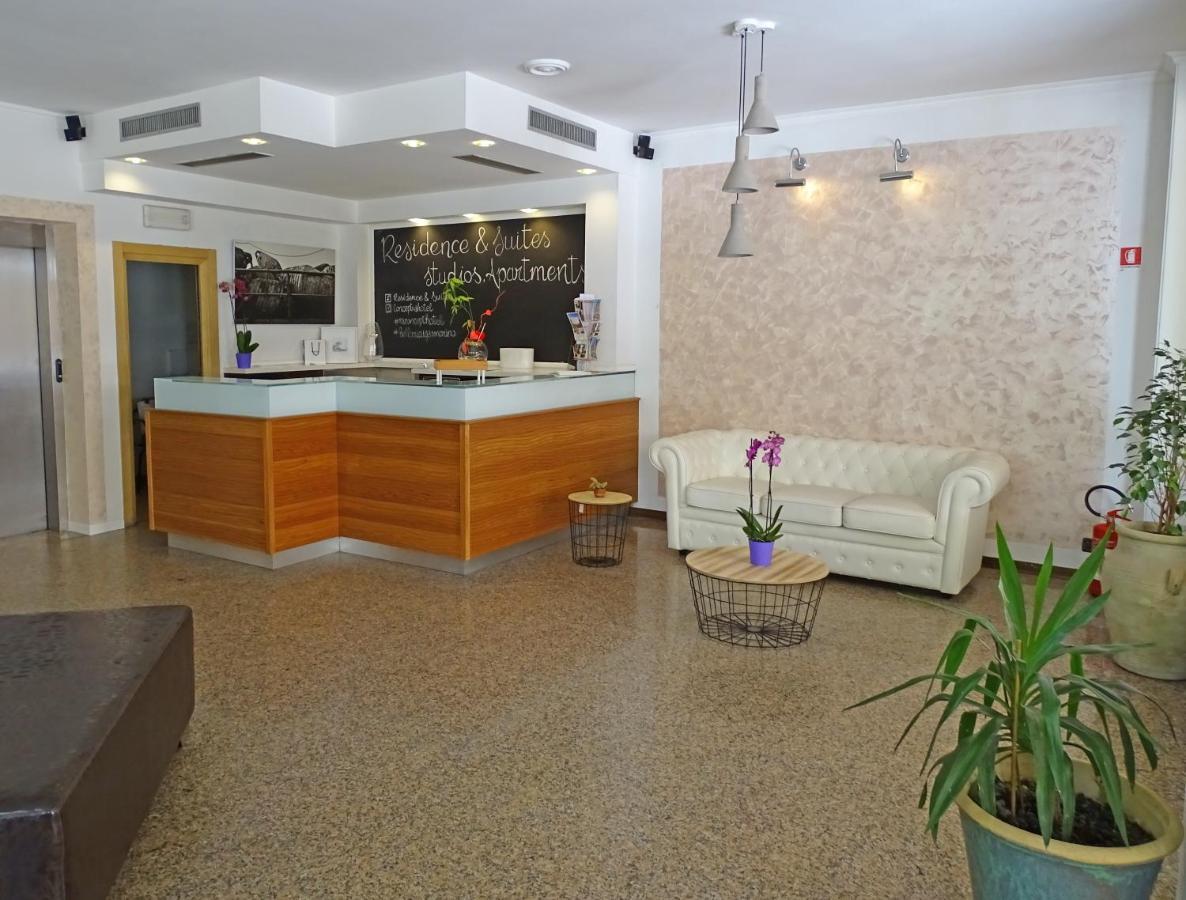 Residence & Suites Беллария-Иджеа-Марина Экстерьер фото